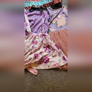 Lot for sweet mom who has daughter who bought another dress